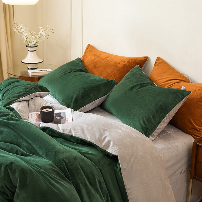 91家纺网 家纺一手货源 找家纺 ONE TWO ONE 121 新品【婴儿绒德芙绒四件套】2025毛毯被子四件套单件床单被套床笠珊瑚绒牛奶绒冬被法兰绒兔毛绒双拼款 双拼-松绿烟灰