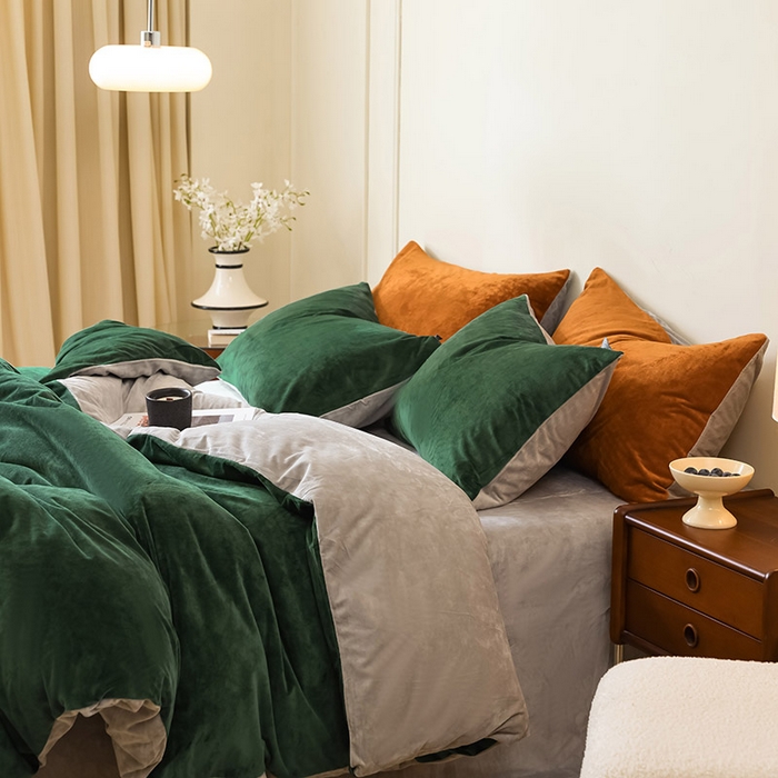 91家纺网 家纺一手货源 找家纺 ONE TWO ONE 121 新品【婴儿绒德芙绒四件套】2025毛毯被子四件套单件床单被套床笠珊瑚绒牛奶绒冬被法兰绒兔毛绒双拼款 双拼-松绿烟灰