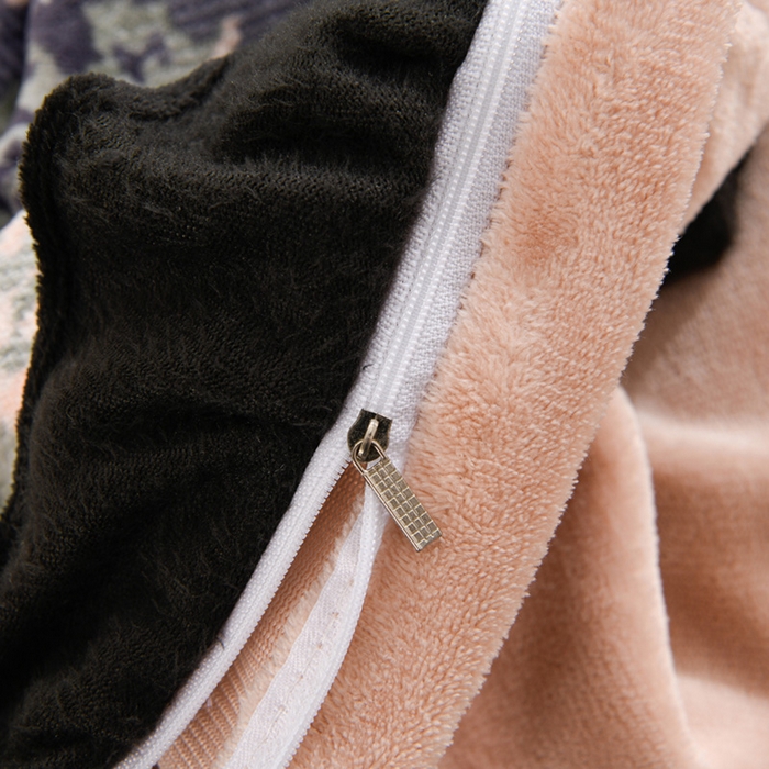 91家纺网 家纺一手货源 找家纺 千姿坊 2025新款韩版牛奶绒花边款四件套 21绿野花卉