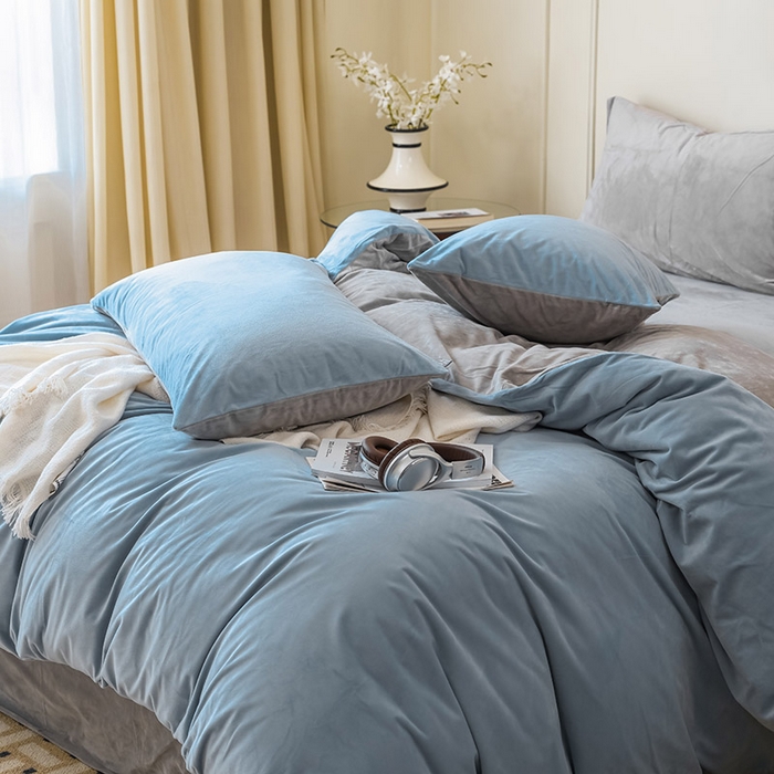 91家纺网 家纺一手货源 找家纺 ONE TWO ONE 121 新品【婴儿绒德芙绒四件套】2025毛毯被子四件套单件床单被套床笠珊瑚绒牛奶绒冬被法兰绒兔毛绒双拼款 双拼-天蓝烟灰