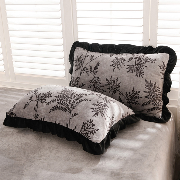 91家纺网 家纺一手货源 找家纺 千姿坊 2025新款韩版牛奶绒花边款四件套 23枝影