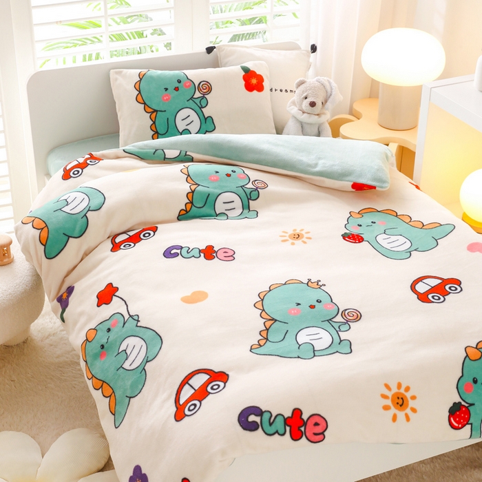 91家纺网 家纺一手货源 找家纺 鱼宝 2025新款小版牛奶绒幼儿园套件 恐龙先生