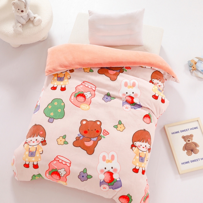 91家纺网 家纺一手货源 找家纺 鱼宝 2025新款小版牛奶绒幼儿园套件 小兔姑娘