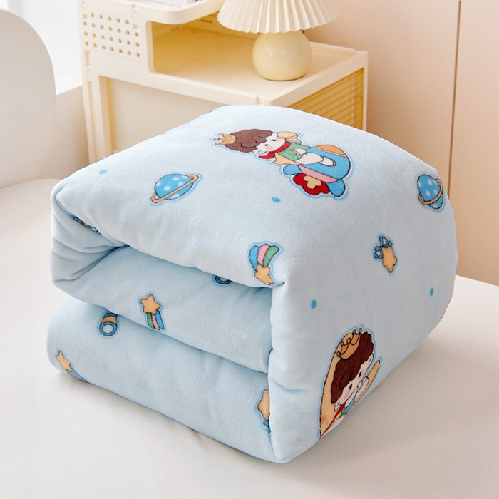 91家纺网 家纺一手货源 找家纺 鱼宝 2025新款小版牛奶绒幼儿园套件 小王子