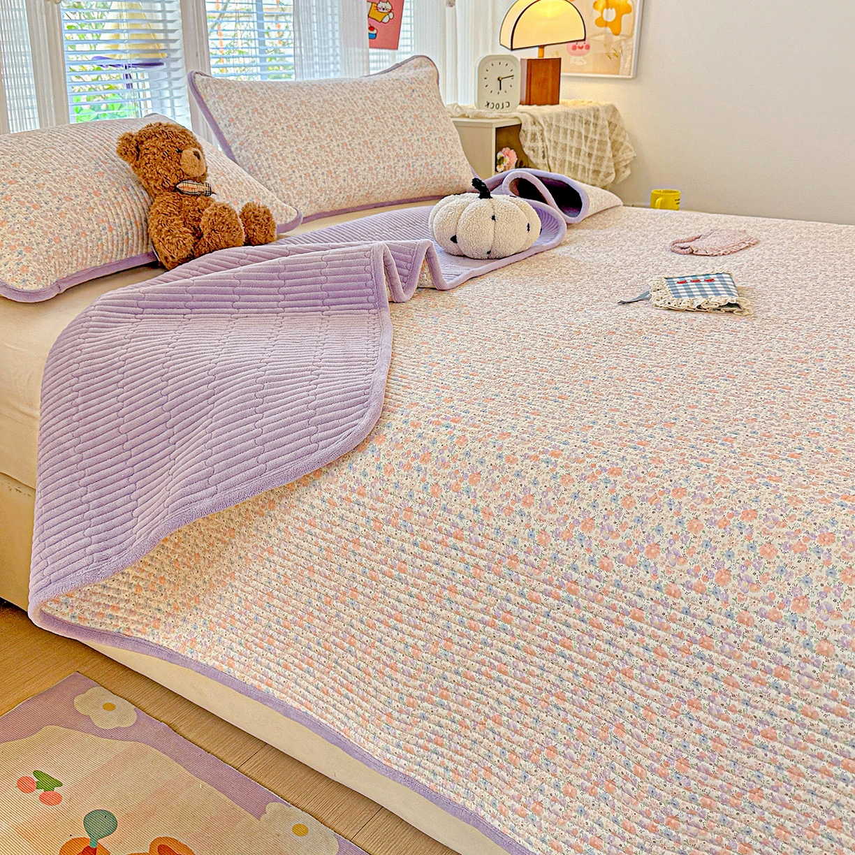 91家纺网 家纺一手货源 找家纺 恒尚居 2025新款全棉牛奶绒床盖四季可用纯棉夹棉床单床褥垫三件套-秋冬款系列二 初梦【A纯棉-B牛奶绒】