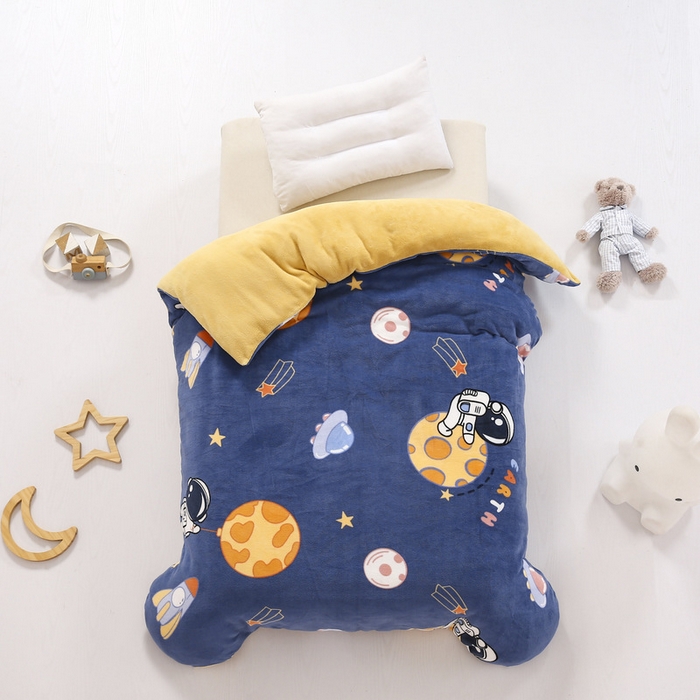 91家纺网 家纺一手货源 找家纺 鱼宝 2025新款小版牛奶绒幼儿园套件 宇航梦