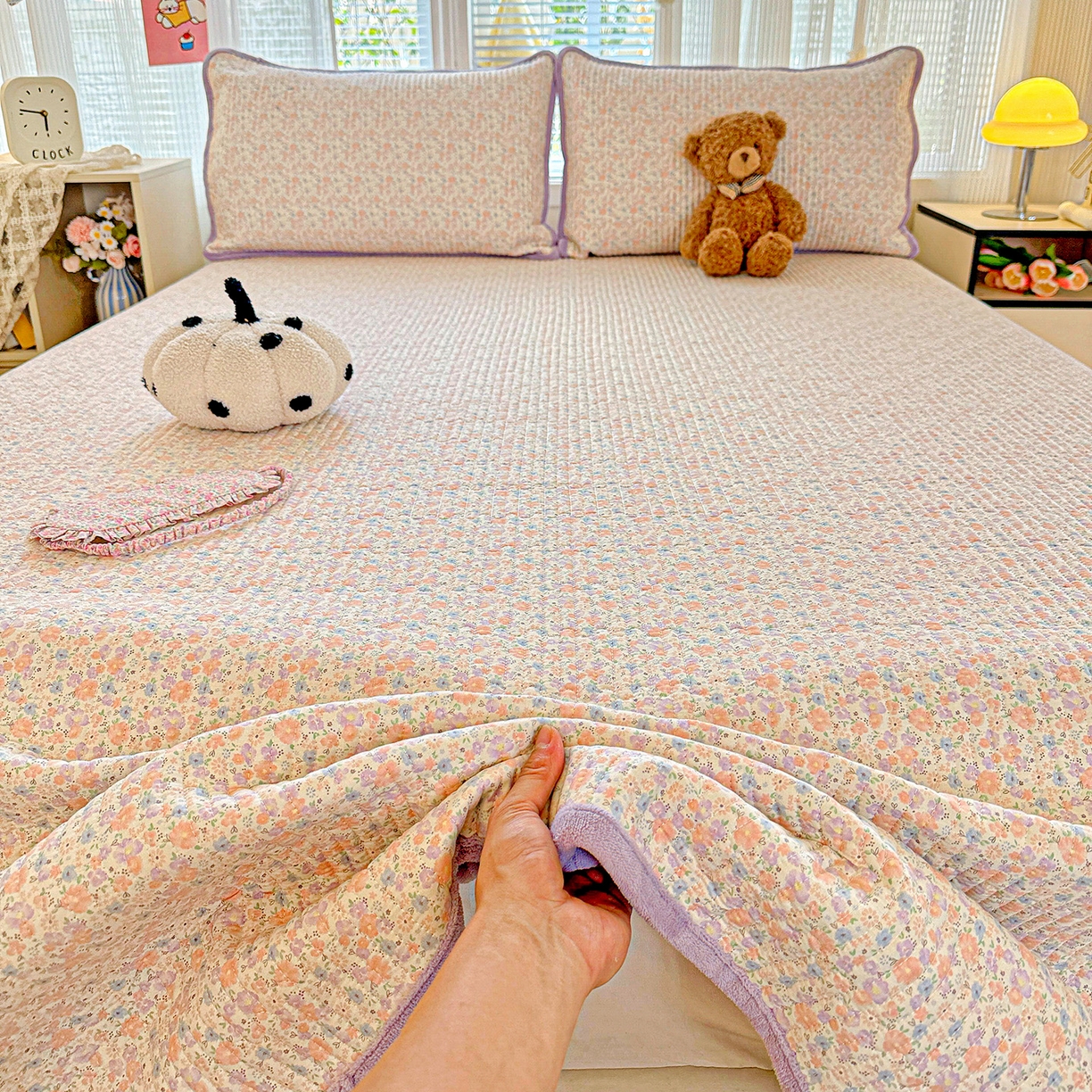 91家纺网 家纺一手货源 找家纺 恒尚居 2025新款全棉牛奶绒床盖四季可用纯棉夹棉床单床褥垫三件套-秋冬款系列二 初梦【A纯棉-B牛奶绒】