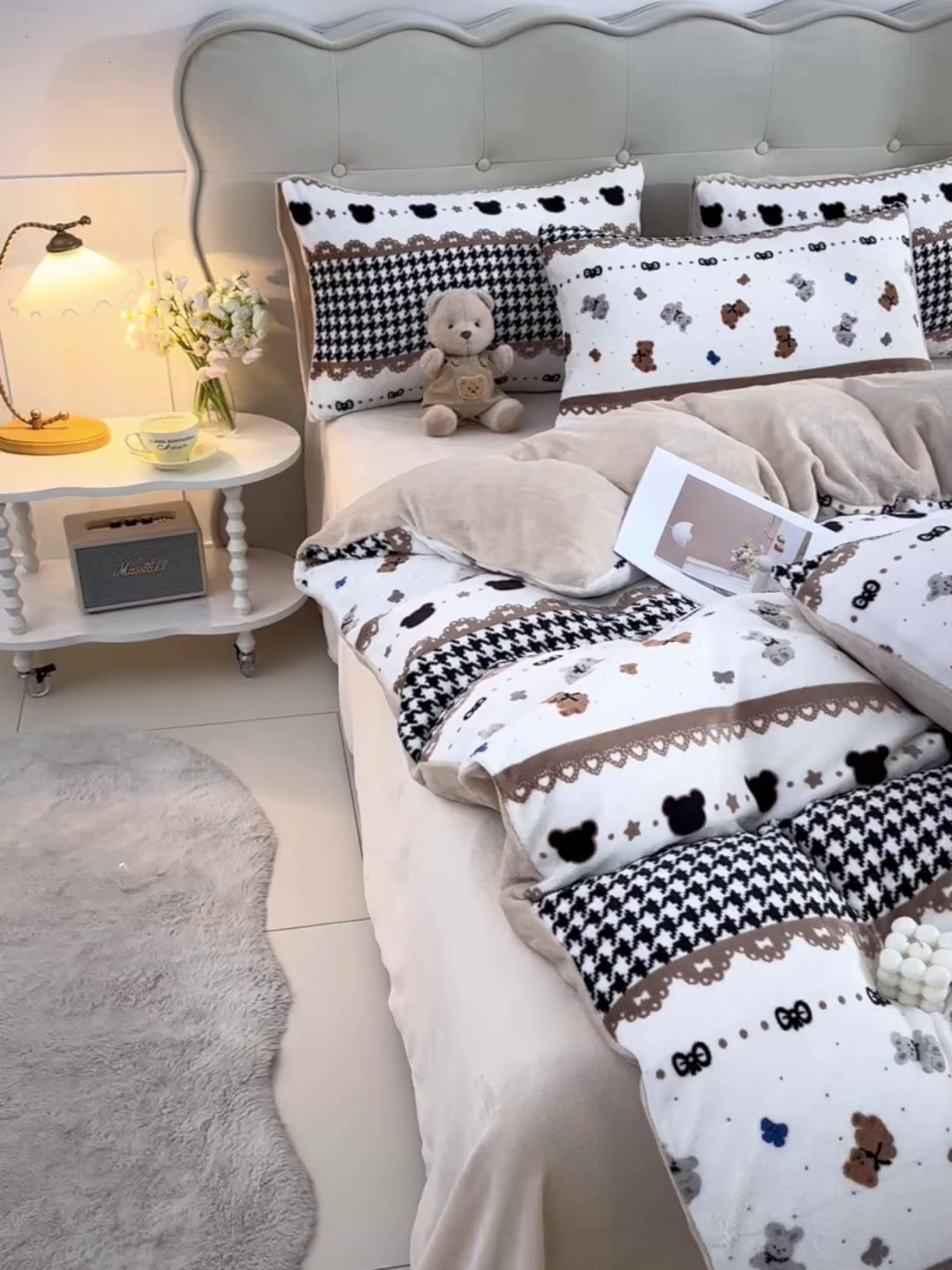 91家纺网 家纺一手货源 找家纺 （总）千姿坊 2025新款A类牛奶绒印花四件套小清新款