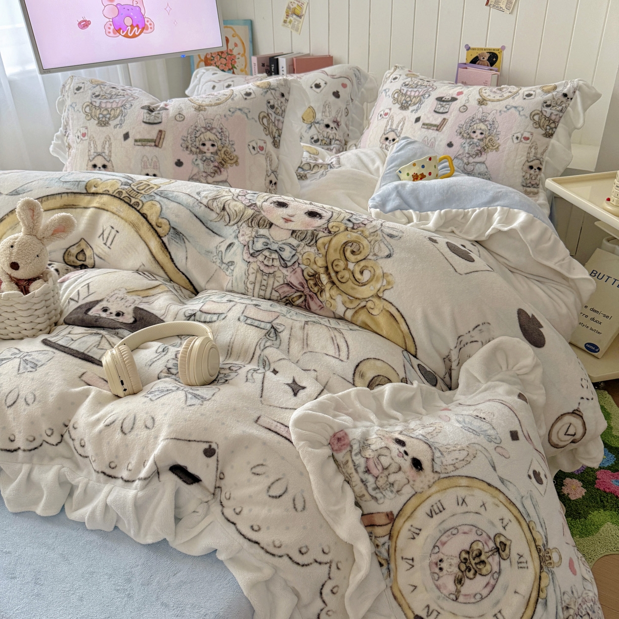 91家纺网 家纺一手货源 找家纺 （总）希诺家居 2025新款牛奶绒花边原创专版洛丽塔风少女心萝莉风大版牛奶绒四件套被套