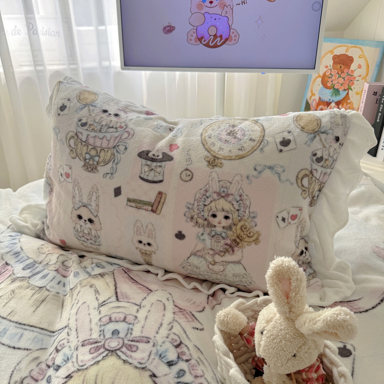 91家纺网 家纺一手货源 找家纺 希诺家居 2025新款牛奶绒花边原创专版洛丽塔风少女心萝莉风大版牛奶绒四件套被套 牛奶绒-爱丽丝