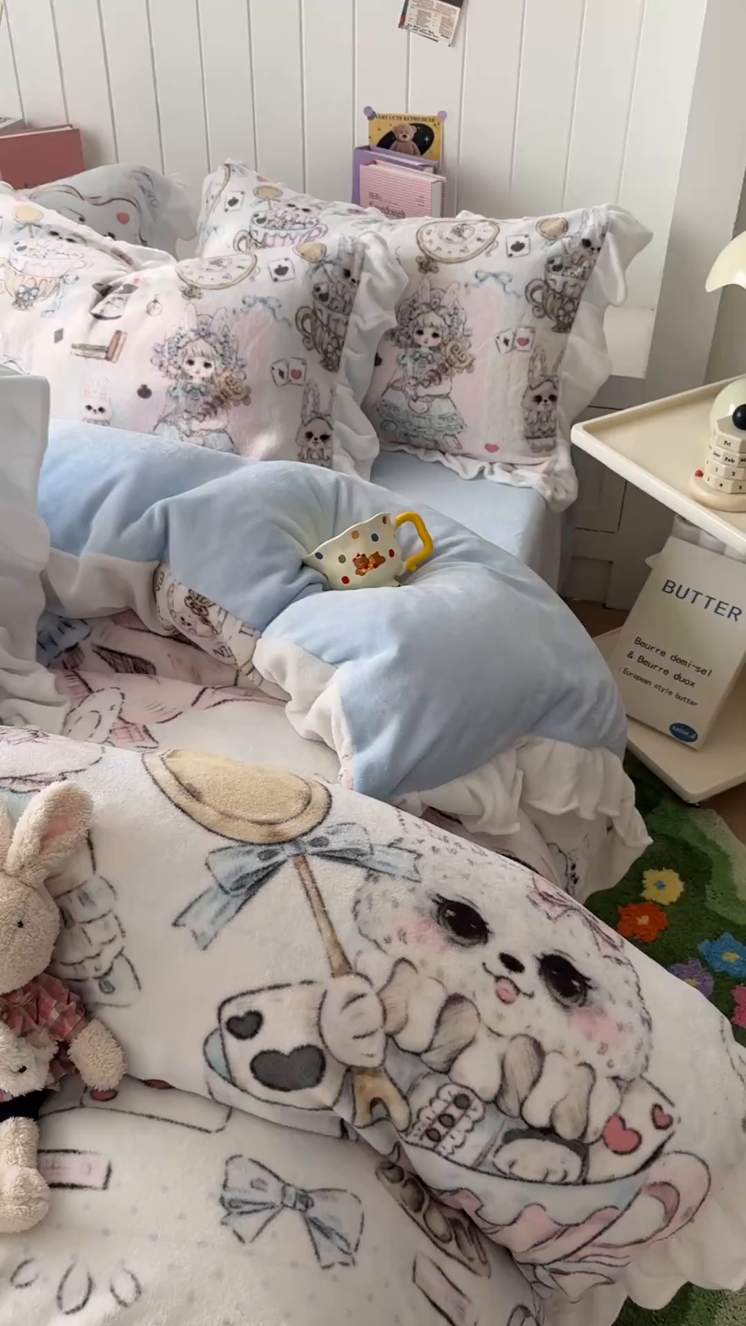 91家纺网 家纺一手货源 找家纺 希诺家居 2025新款牛奶绒花边原创专版洛丽塔风少女心萝莉风大版牛奶绒四件套被套 牛奶绒-爱丽丝