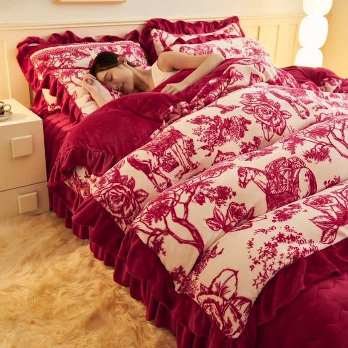 91家纺网 家纺一手货源 找家纺 （总）茉保家纺 2025新款花边款牛奶绒床盖四件套