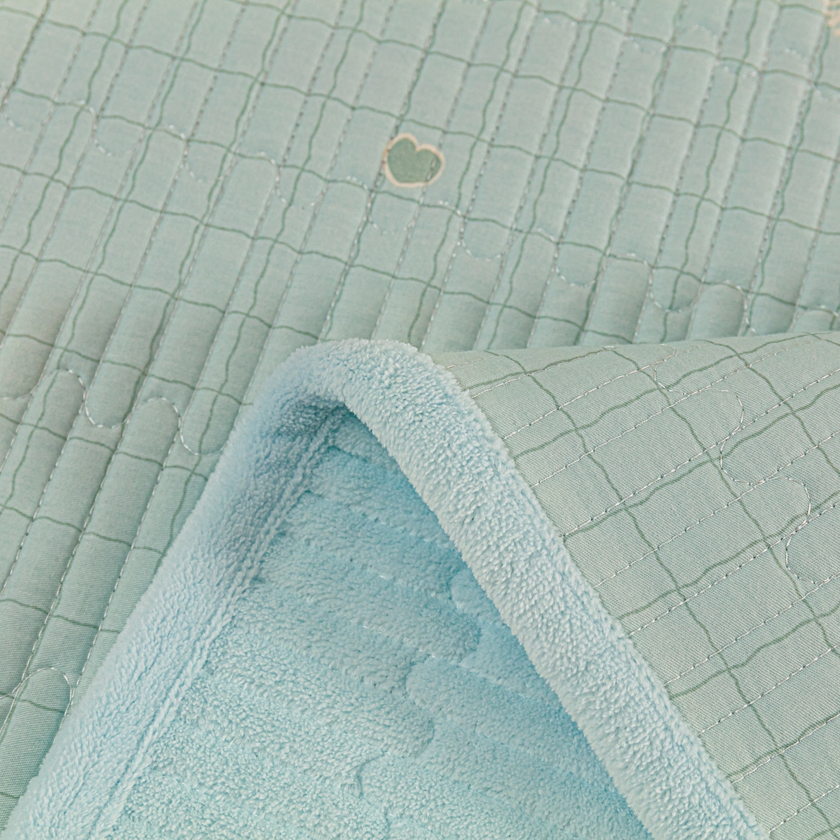 91家纺网 家纺一手货源 找家纺 恒尚居 2025新款全棉牛奶绒床盖四季可用纯棉夹棉床单床褥垫三件套-秋冬款系列二 蓝象【A纯棉-B牛奶绒】