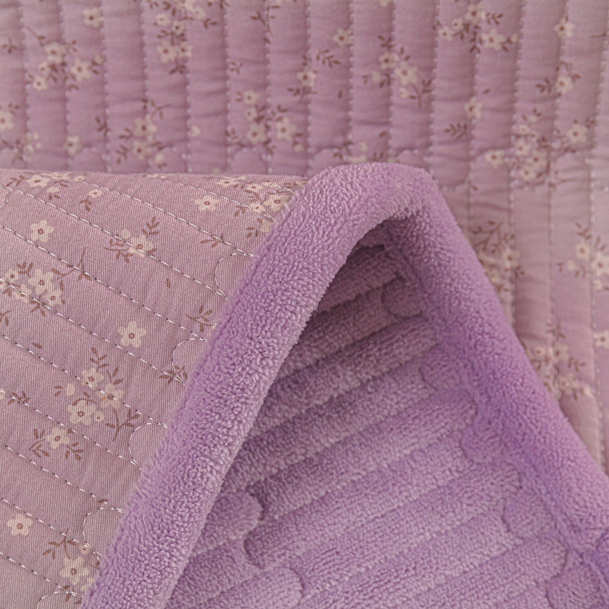 91家纺网 家纺一手货源 找家纺 恒尚居 2025新款全棉牛奶绒床盖四季可用纯棉夹棉床单床褥垫三件套-秋冬款系列二 花言【A纯棉-B牛奶绒】