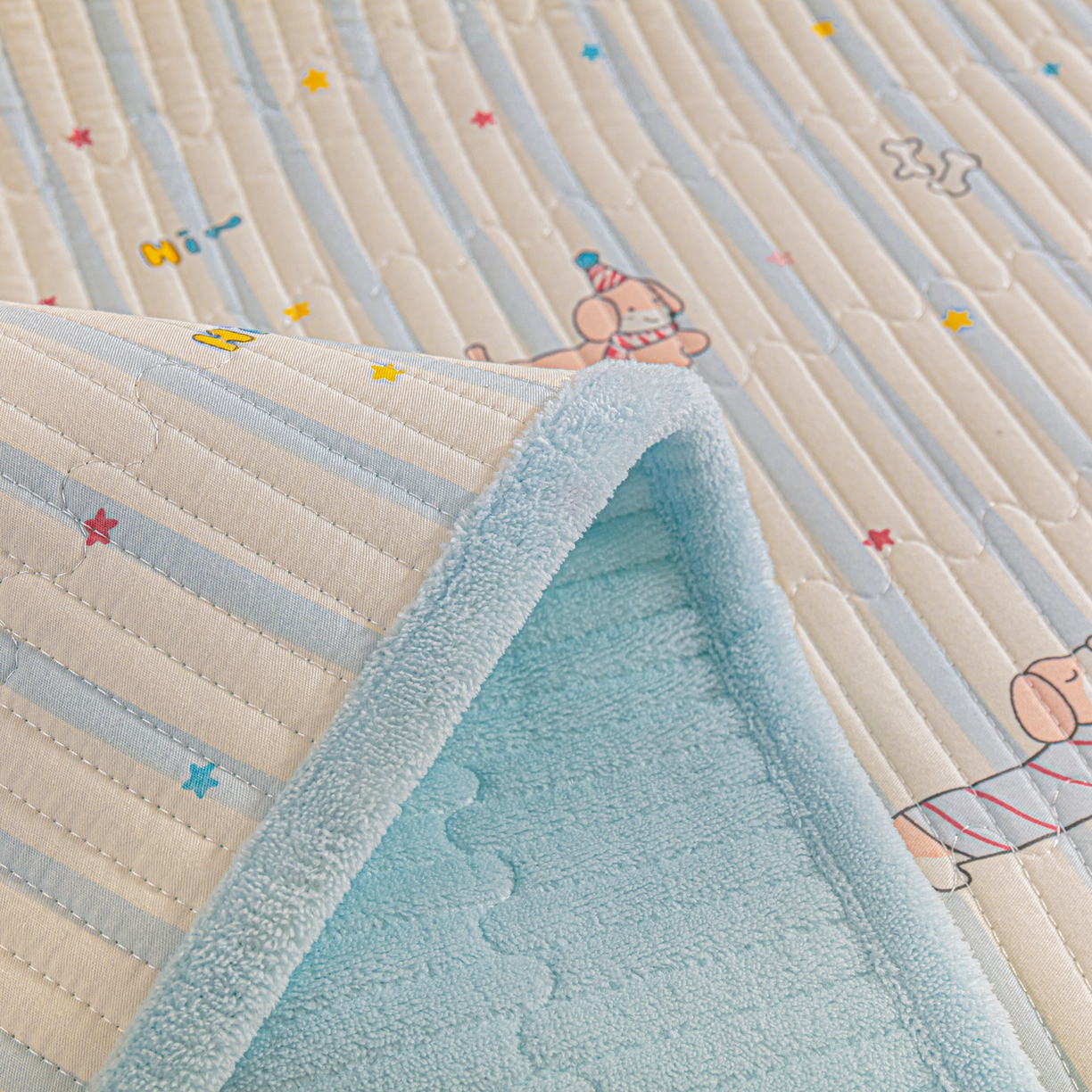 91家纺网 家纺一手货源 找家纺 恒尚居 2025新款全棉牛奶绒床盖四季可用纯棉夹棉床单床褥垫三件套-秋冬款系列二 机灵旺仔【A纯棉-B牛奶绒】