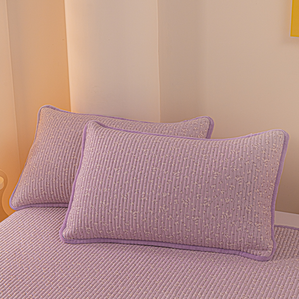 91家纺网 家纺一手货源 找家纺 恒尚居 2025新款全棉牛奶绒床盖四季可用纯棉夹棉床单床褥垫三件套-秋冬款系列二 花言【A纯棉-B牛奶绒】