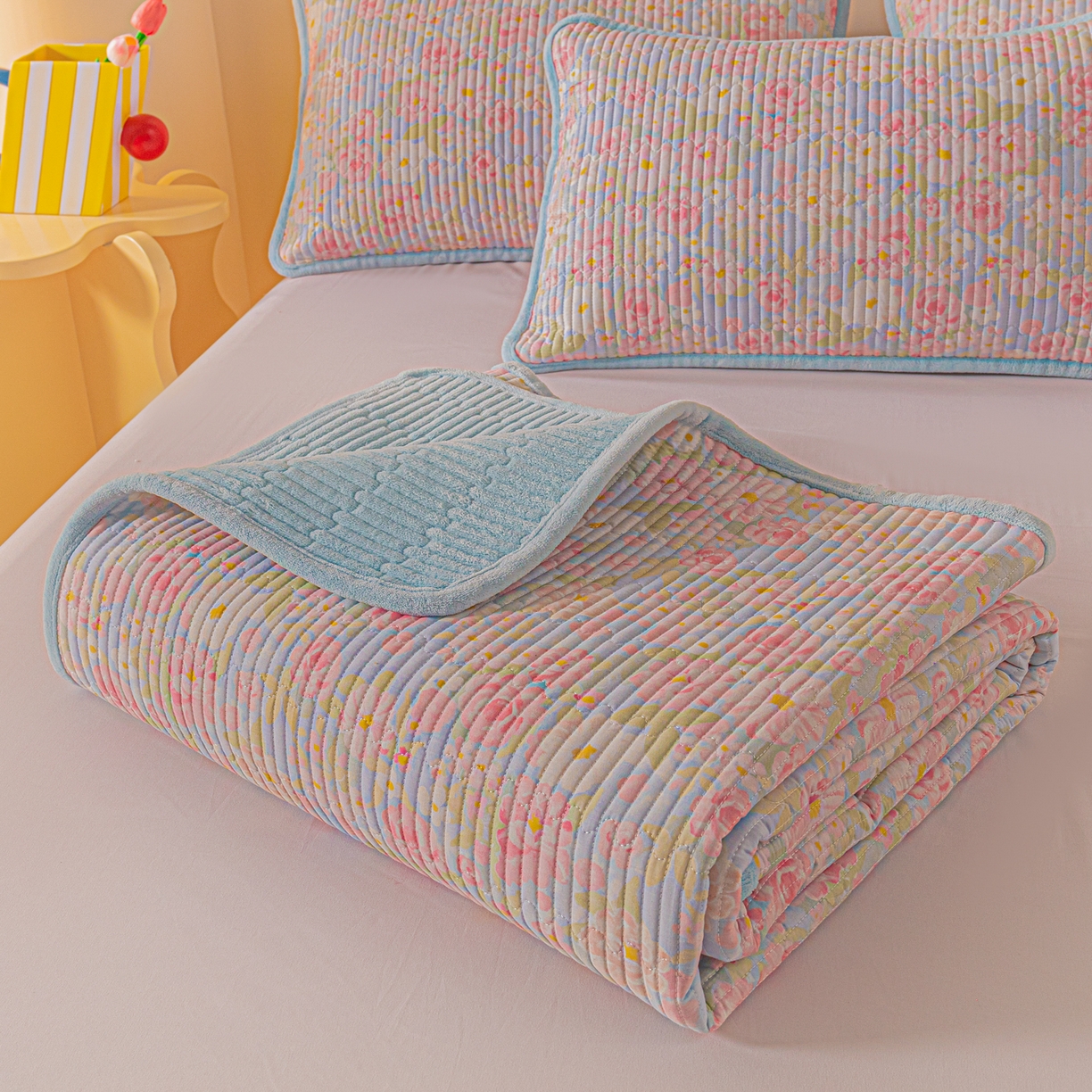 91家纺网 家纺一手货源 找家纺 恒尚居 2025新款全棉牛奶绒床盖四季可用纯棉夹棉床单床褥垫三件套-秋冬款系列二 梦幻【A纯棉-B牛奶绒】