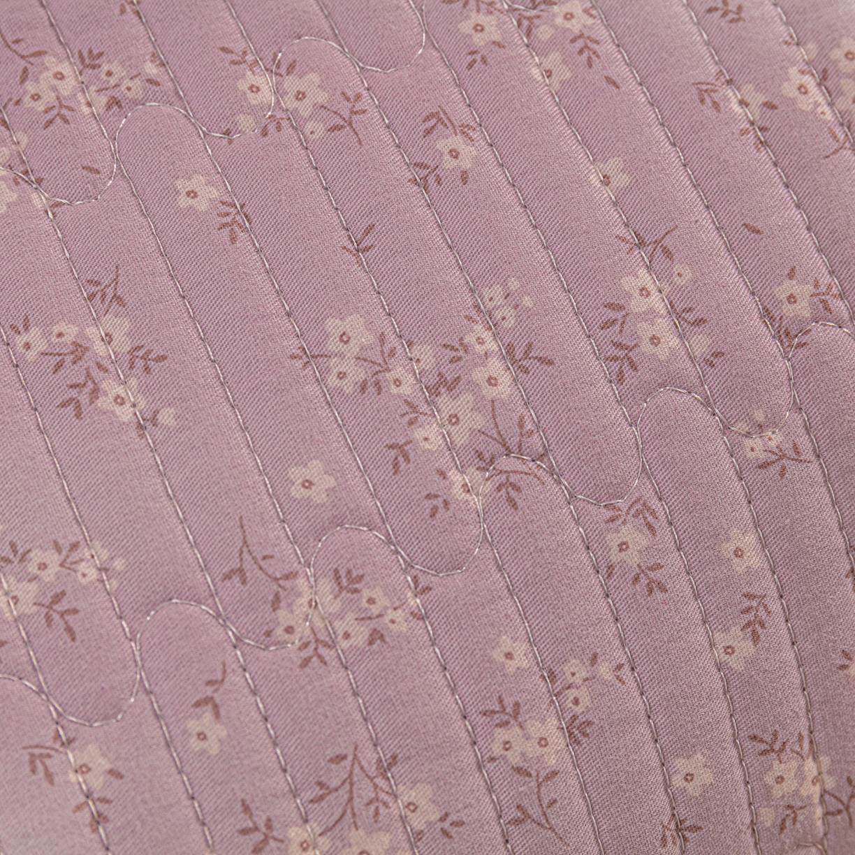 91家纺网 家纺一手货源 找家纺 恒尚居 2025新款全棉牛奶绒床盖四季可用纯棉夹棉床单床褥垫三件套-秋冬款系列二 花言【A纯棉-B牛奶绒】