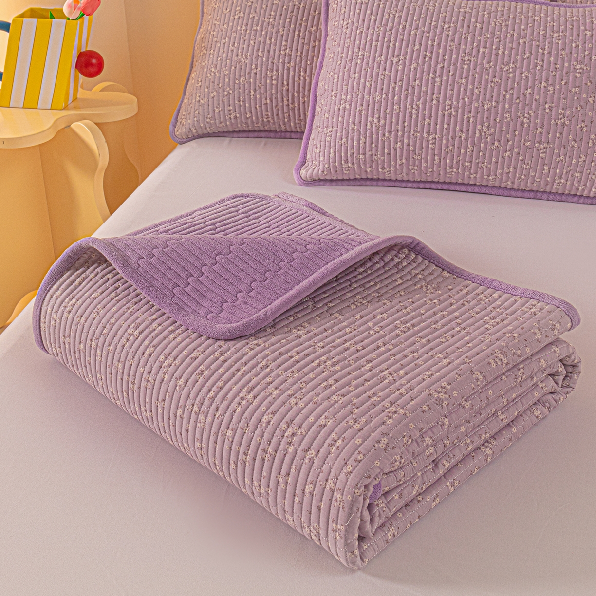 91家纺网 家纺一手货源 找家纺 恒尚居 2025新款全棉牛奶绒床盖四季可用纯棉夹棉床单床褥垫三件套-秋冬款系列二 花言【A纯棉-B牛奶绒】