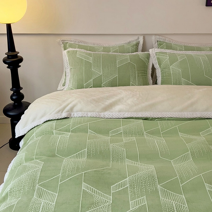 91家纺网 家纺一手货源 找家纺 琪格格纺织 2025新款全消光包边立体简约清新雕花绒四件套 包边绒 繁星闪耀绿