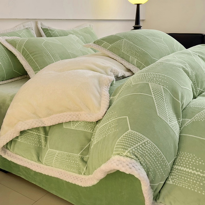 91家纺网 家纺一手货源 找家纺 琪格格纺织 2025新款全消光包边立体简约清新雕花绒四件套 包边绒 繁星闪耀绿