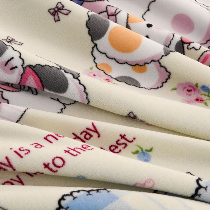 91家纺网 家纺一手货源 找家纺 千姿坊 2025新款A类牛奶绒印花四件套小清新款 10喵格童话