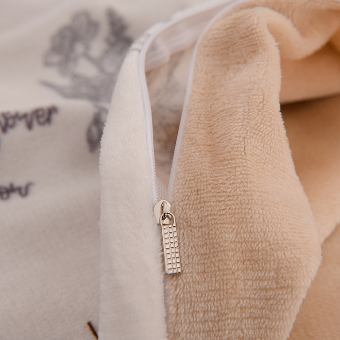 91家纺网 家纺一手货源 找家纺 千姿坊 2025新款A类牛奶绒印花四件套小清新款 18田园蝶梦