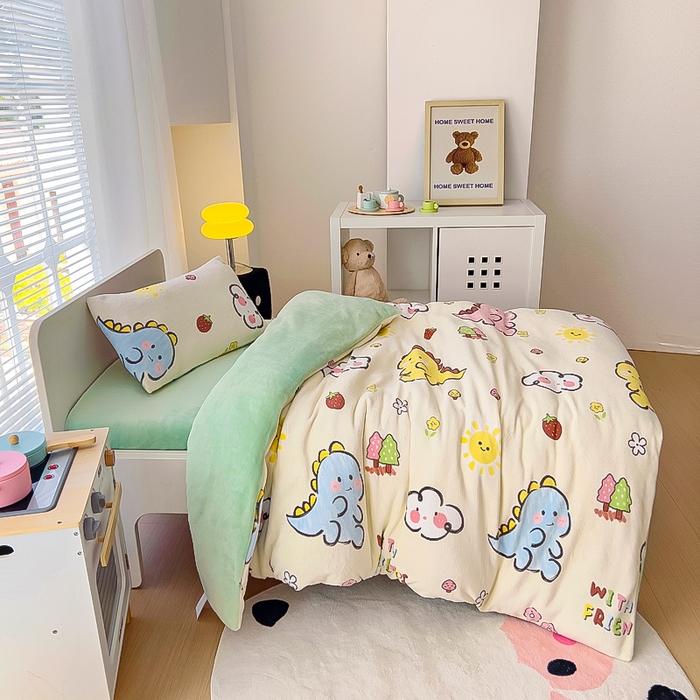 91家纺网 家纺一手货源 找家纺 鱼宝 2025新款牛奶绒可拆卸被套被芯幼儿园被子 恐龙宝宝