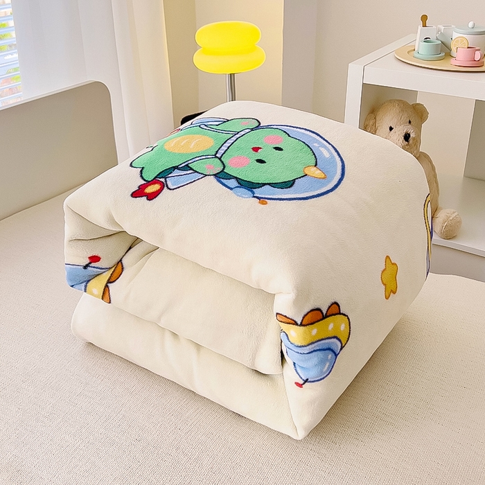 91家纺网 家纺一手货源 找家纺 鱼宝 2025新款牛奶绒可拆卸被套被芯幼儿园被子 恐龙飞船