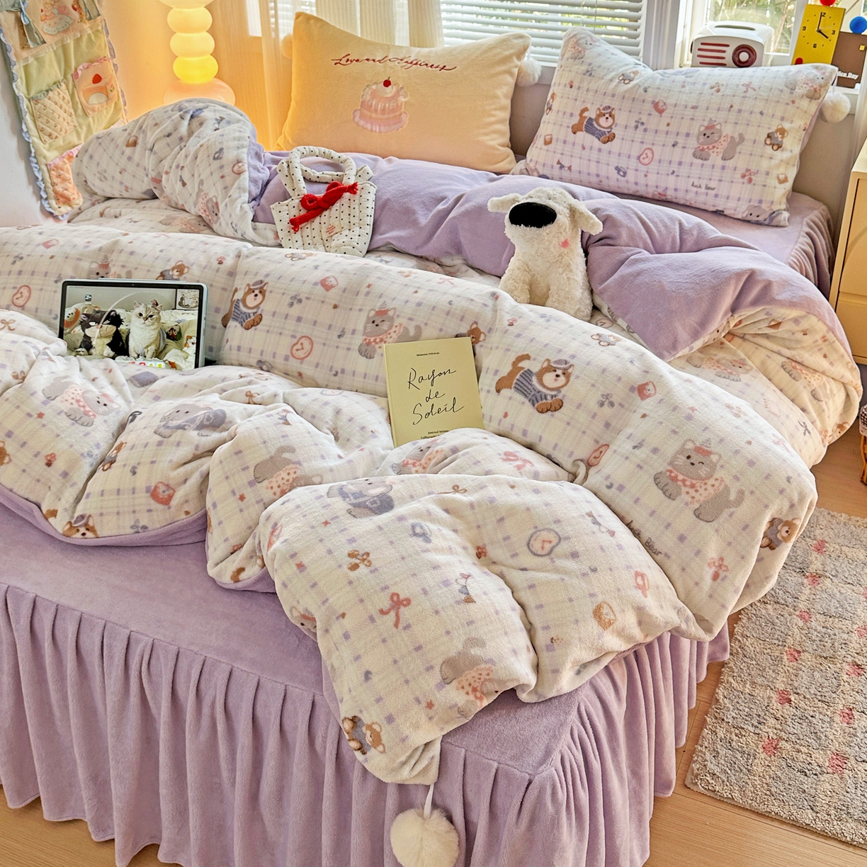 91家纺网 家纺一手货源 找家纺 （总）麦朵家居 2025新款高克重毛球绣花四件套印花牛奶绒四件套高克重宝宝绒床裙款四件套牛奶绒床笠兔绒三件套