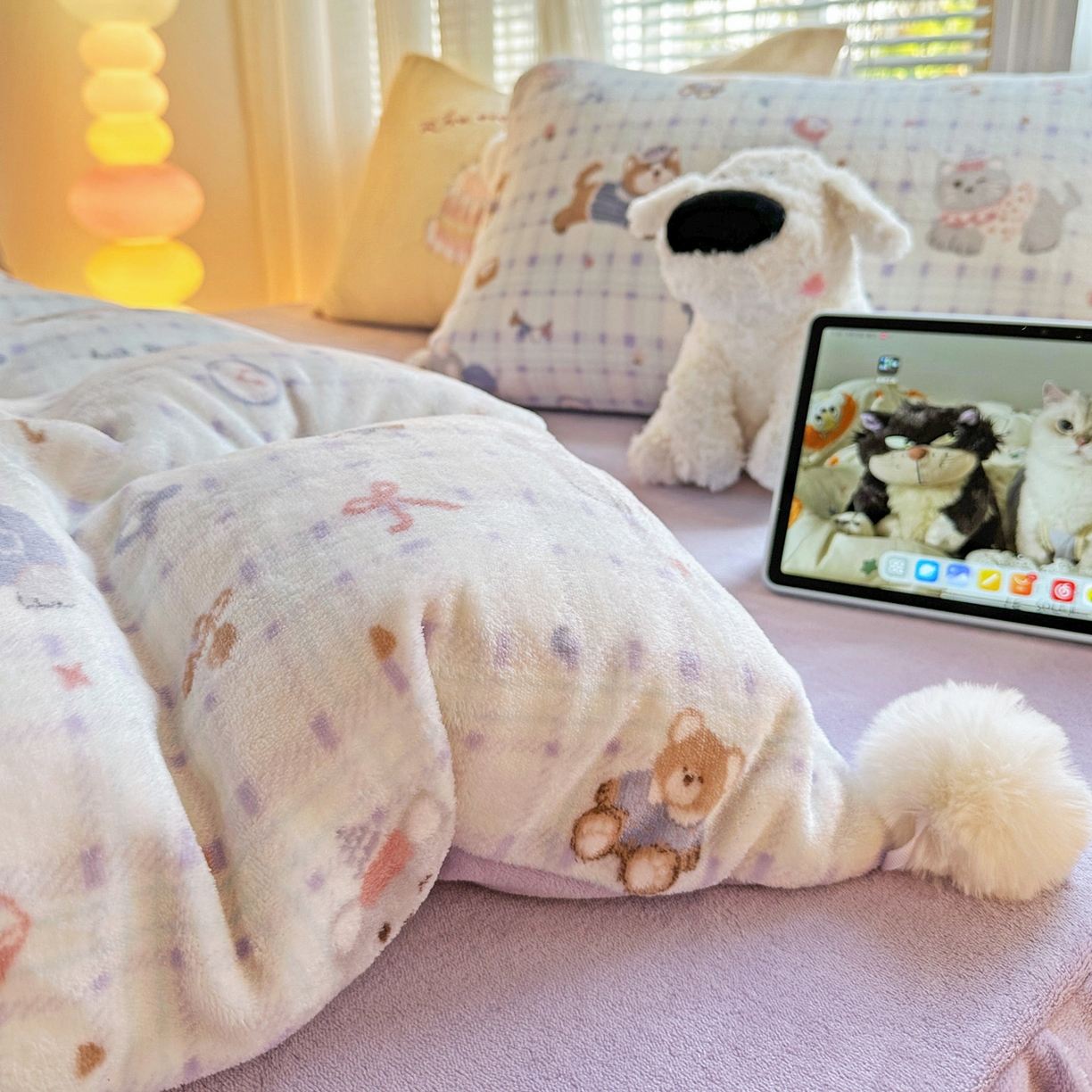 91家纺网 家纺一手货源 找家纺 （总）麦朵家居 2025新款高克重毛球绣花四件套印花牛奶绒四件套高克重宝宝绒床裙款四件套牛奶绒床笠兔绒三件套