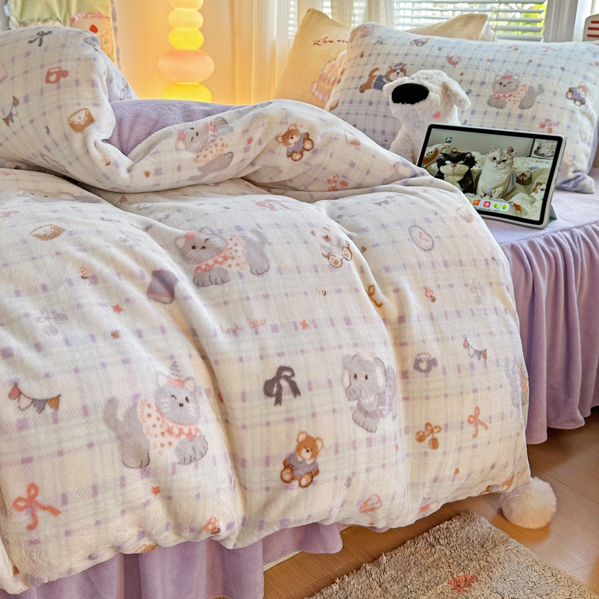 91家纺网 家纺一手货源 找家纺 麦朵家居 2025新款高克重毛球绣花四件套印花牛奶绒四件套高克重宝宝绒床裙款四件套牛奶绒床笠兔绒三件套 小象乐园