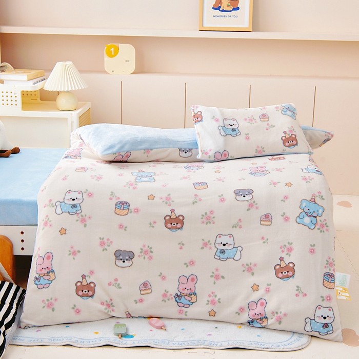 91家纺网 家纺一手货源 找家纺 鱼宝 2025新款牛奶绒可拆卸被套被芯幼儿园被子 萌宠宝贝