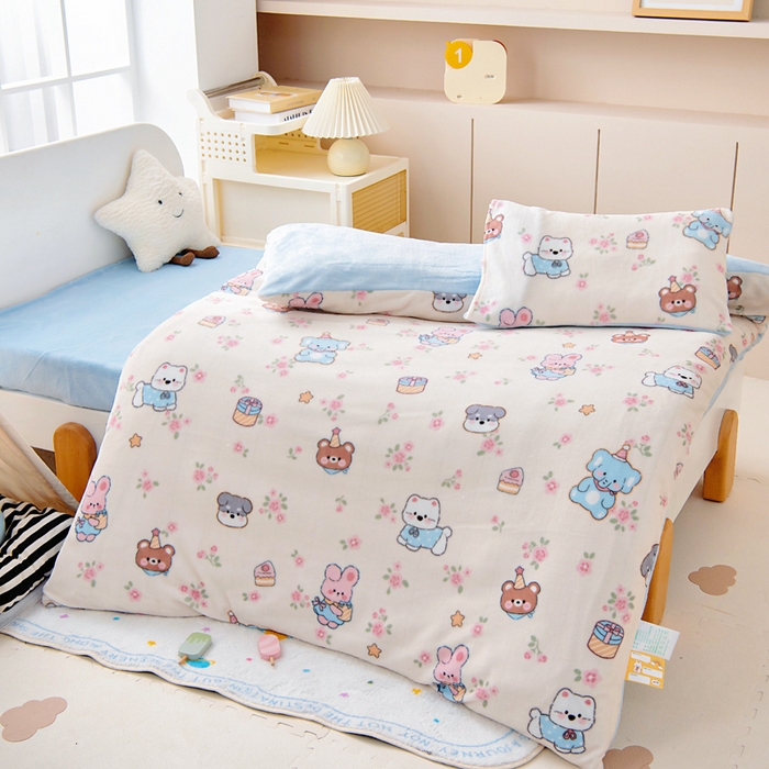 91家纺网 家纺一手货源 找家纺 鱼宝 2025新款牛奶绒可拆卸被套被芯幼儿园被子 萌宠宝贝