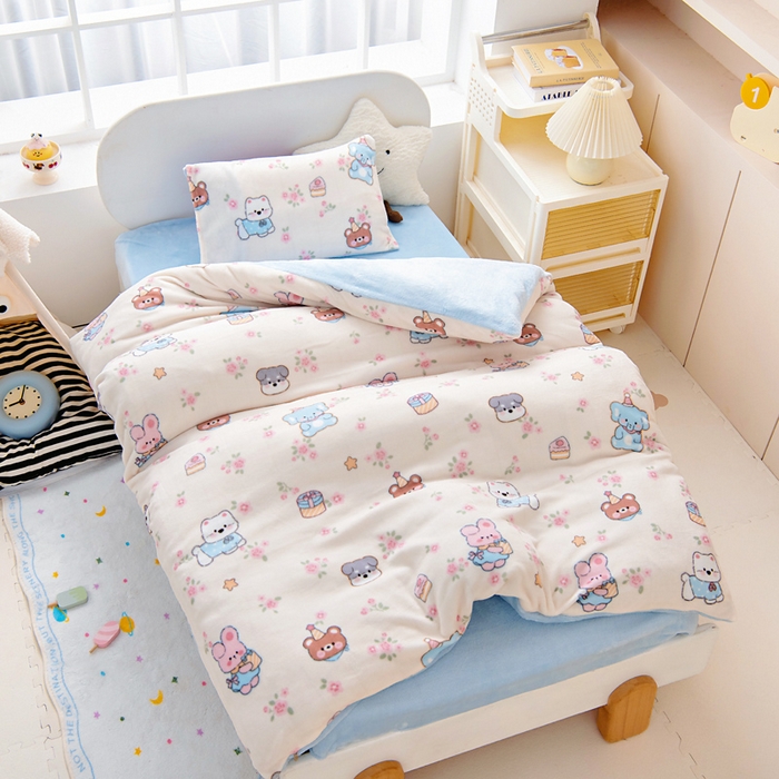 91家纺网 家纺一手货源 找家纺 鱼宝 2025新款牛奶绒可拆卸被套被芯幼儿园被子 萌宠宝贝