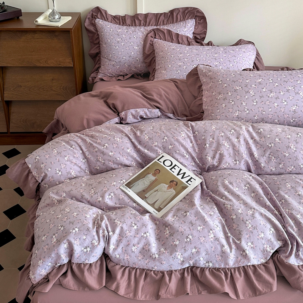 91家纺网 家纺一手货源 找家纺 梦莱斯 2025新款高克重云感棉四件套-花边款 柔紫花绪