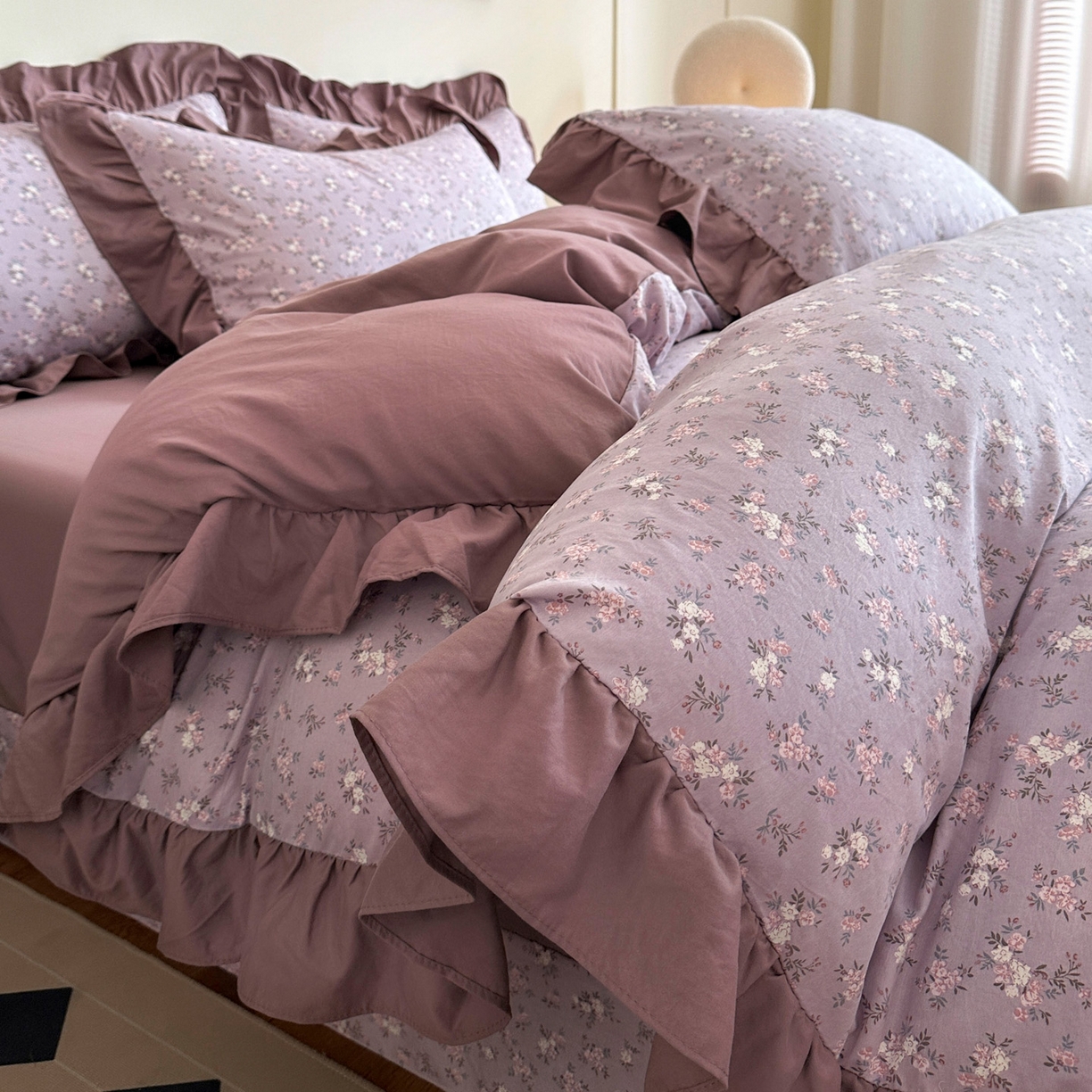 91家纺网 家纺一手货源 找家纺 梦莱斯 2025新款高克重云感棉四件套-花边款 柔紫花绪
