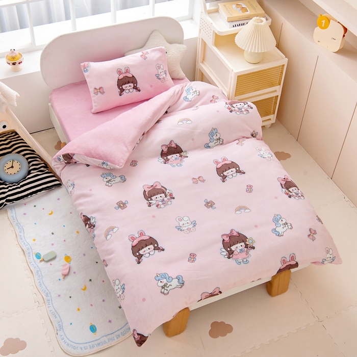 91家纺网 家纺一手货源 找家纺 鱼宝 2025新款牛奶绒可拆卸被套被芯幼儿园被子 魔法公主