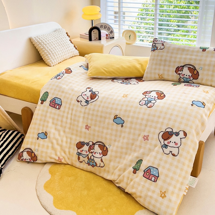 91家纺网 家纺一手货源 找家纺 鱼宝 2025新款牛奶绒可拆卸被套被芯幼儿园被子 糯米狗