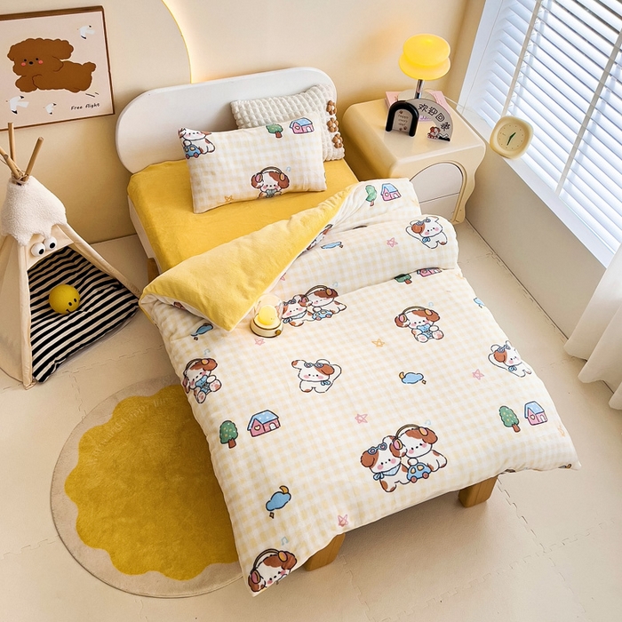 91家纺网 家纺一手货源 找家纺 鱼宝 2025新款牛奶绒可拆卸被套被芯幼儿园被子 糯米狗