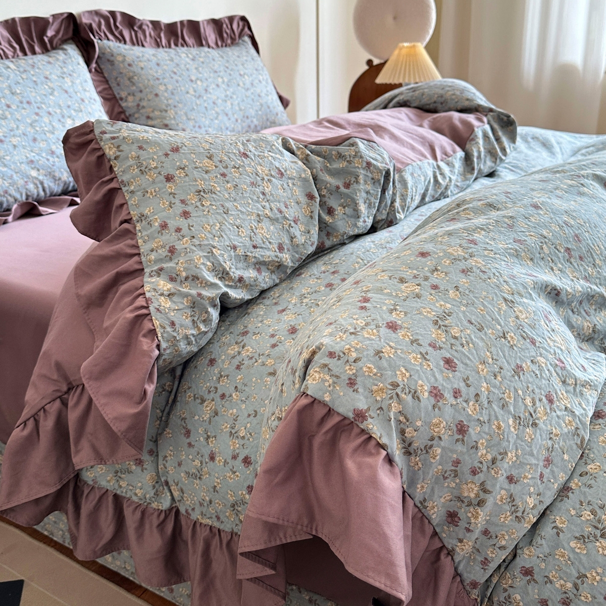 91家纺网 家纺一手货源 找家纺 梦莱斯 2025新款高克重云感棉四件套-花边款 紫雾漫花