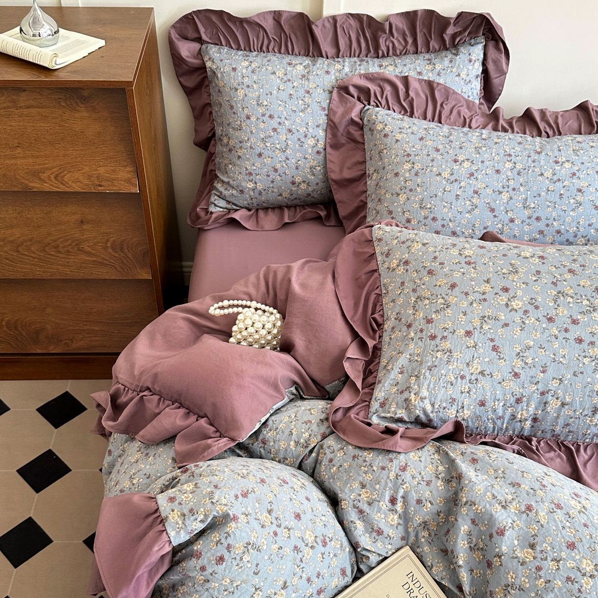 91家纺网 家纺一手货源 找家纺 梦莱斯 2025新款高克重云感棉四件套-花边款 紫雾漫花