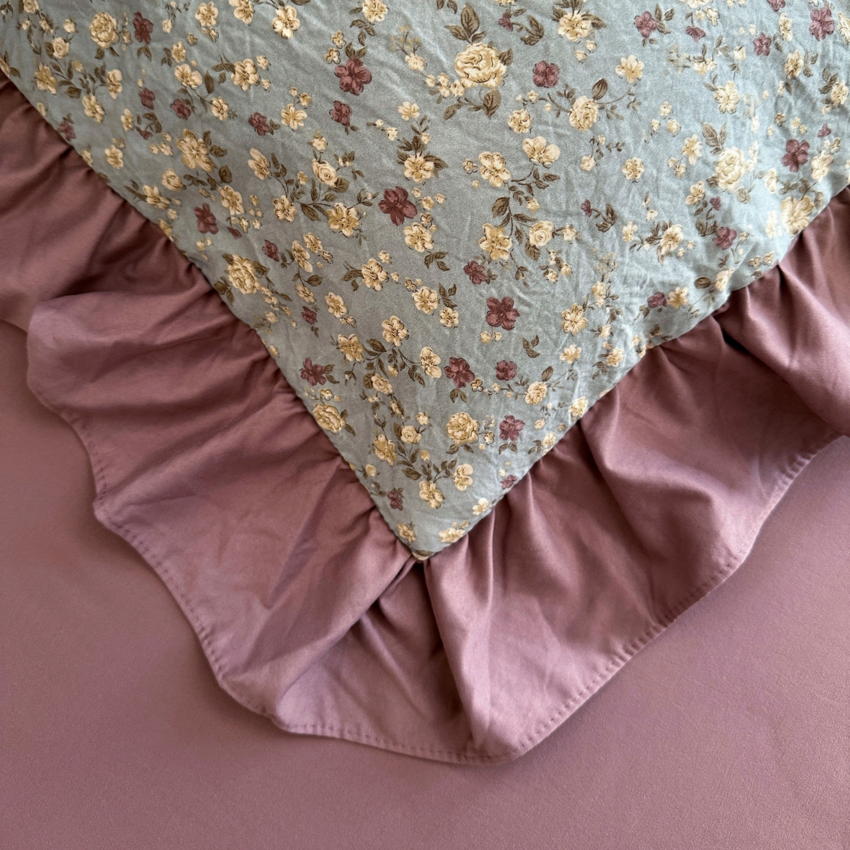 91家纺网 家纺一手货源 找家纺 梦莱斯 2025新款高克重云感棉四件套-花边款 紫雾漫花