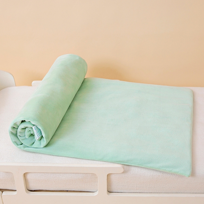 91家纺网 家纺一手货源 找家纺 鱼宝 2025新款牛奶绒可拆卸被套被芯幼儿园被子 小熊猫