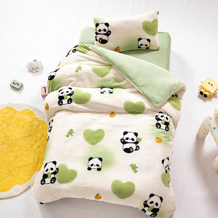 91家纺网 家纺一手货源 找家纺 鱼宝 2025新款牛奶绒可拆卸被套被芯幼儿园被子 熊猫宝贝