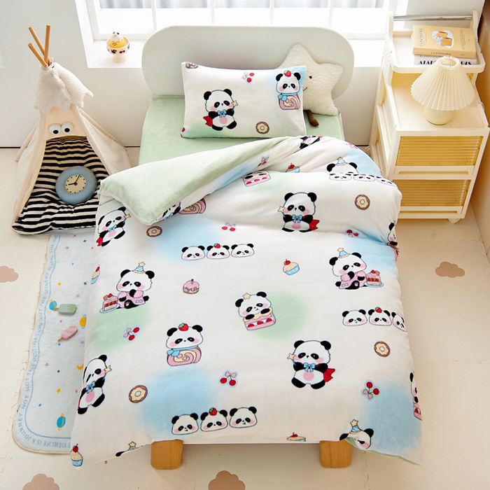 91家纺网 家纺一手货源 找家纺 鱼宝 2025新款牛奶绒可拆卸被套被芯幼儿园被子 熊猫甜甜