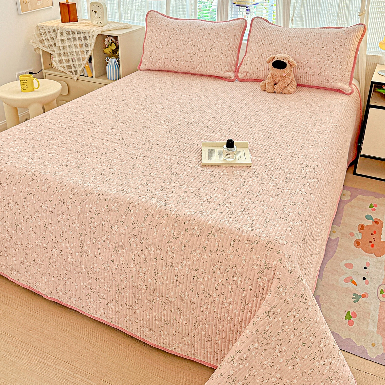 91家纺网 家纺一手货源 找家纺 恒尚居 2025新款全棉牛奶绒床盖四季可用纯棉夹棉床单床褥垫三件套-秋冬款系列三 樱花灿灿【A纯棉-B牛奶绒】