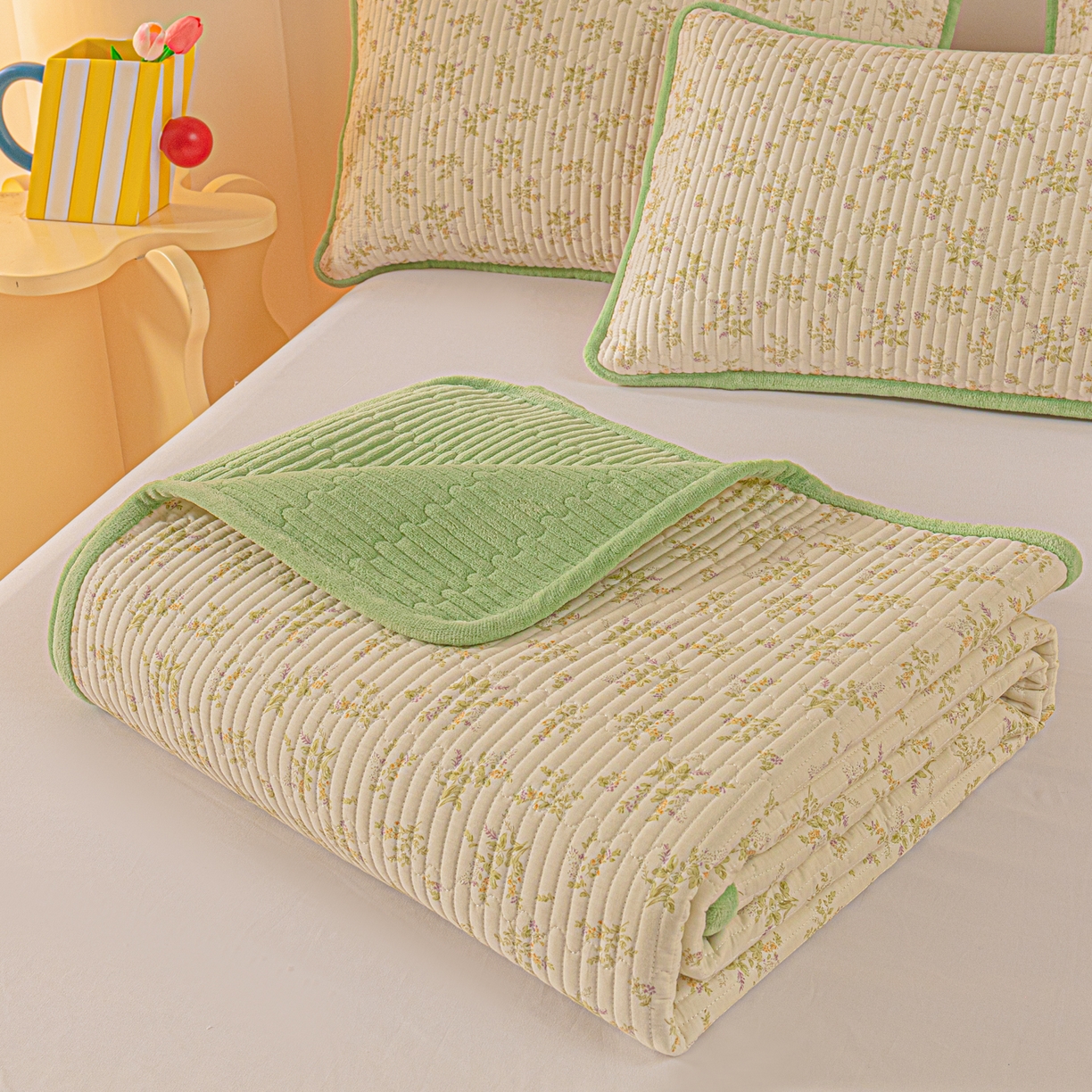 91家纺网 家纺一手货源 找家纺 恒尚居 2025新款全棉牛奶绒床盖四季可用纯棉夹棉床单床褥垫三件套-秋冬款系列三 香草园【A纯棉-B牛奶绒】