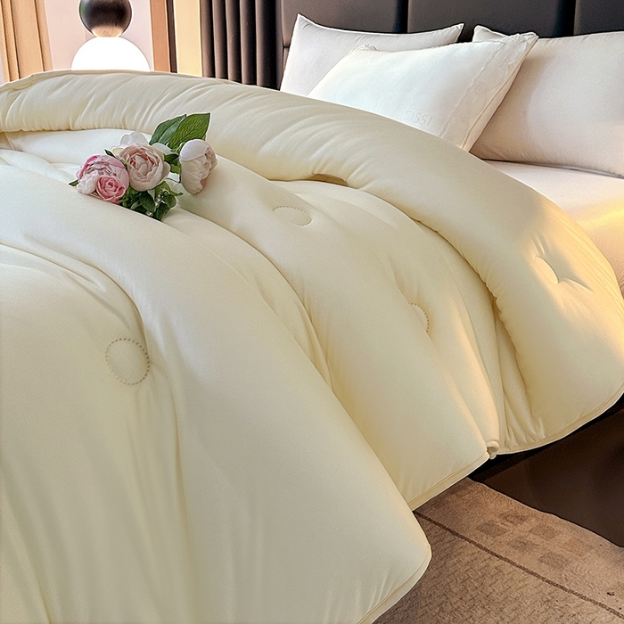 91家纺网 家纺一手货源 找家纺 2025新款tiktok跨境电商爆款针织棉被子外贸供货 米白