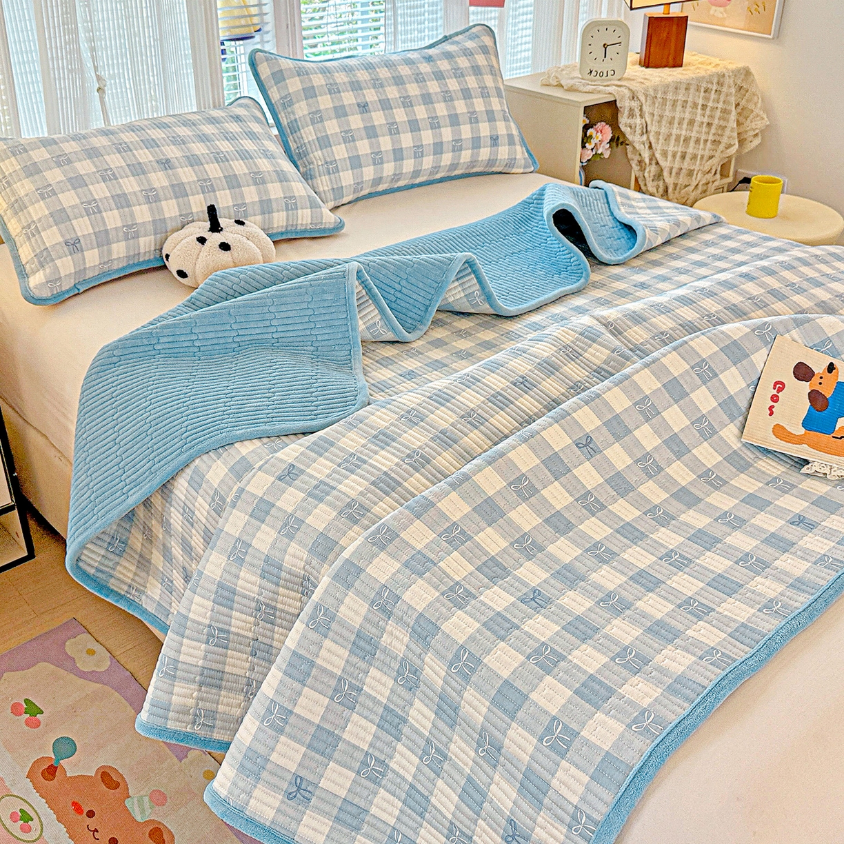 91家纺网 家纺一手货源 找家纺 恒尚居 2025新款全棉牛奶绒床盖四季可用纯棉夹棉床单床褥垫三件套-秋冬款系列三 青春兰【A纯棉-B牛奶绒】